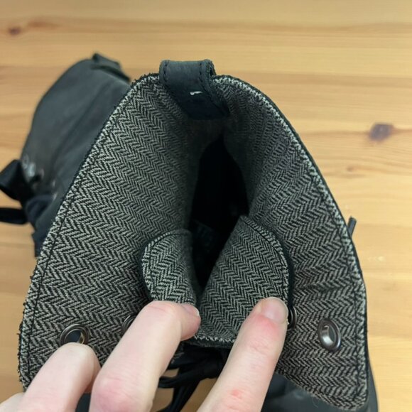 Dr. Martins Boots The Original Ribbon Lace Up Herringbone Lined Size 9 US 41 EU - Picture 7 of 15